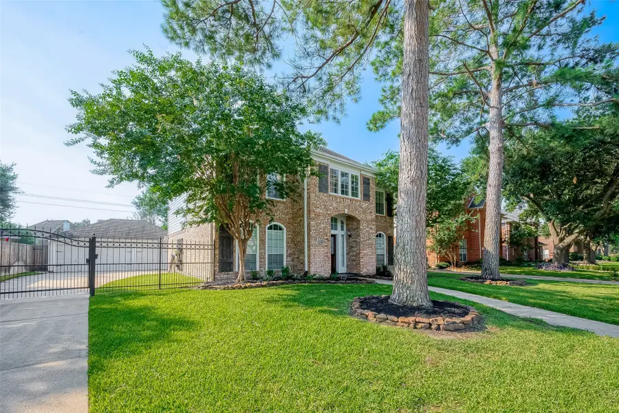 8910 Bonnyview Drive, Houston, TX 77095 - Image #2