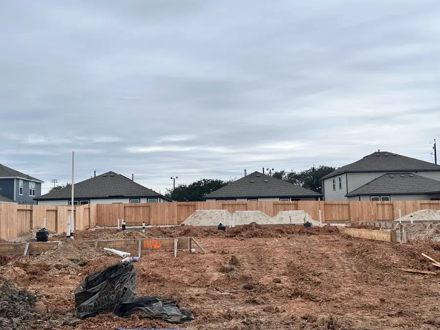 1112 Independence Avenue, Bay City, TX 77414 - #2