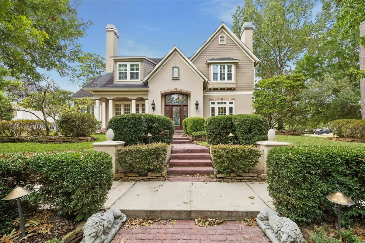 15 Golf Links Court, Kingwood, TX 77339 - #1