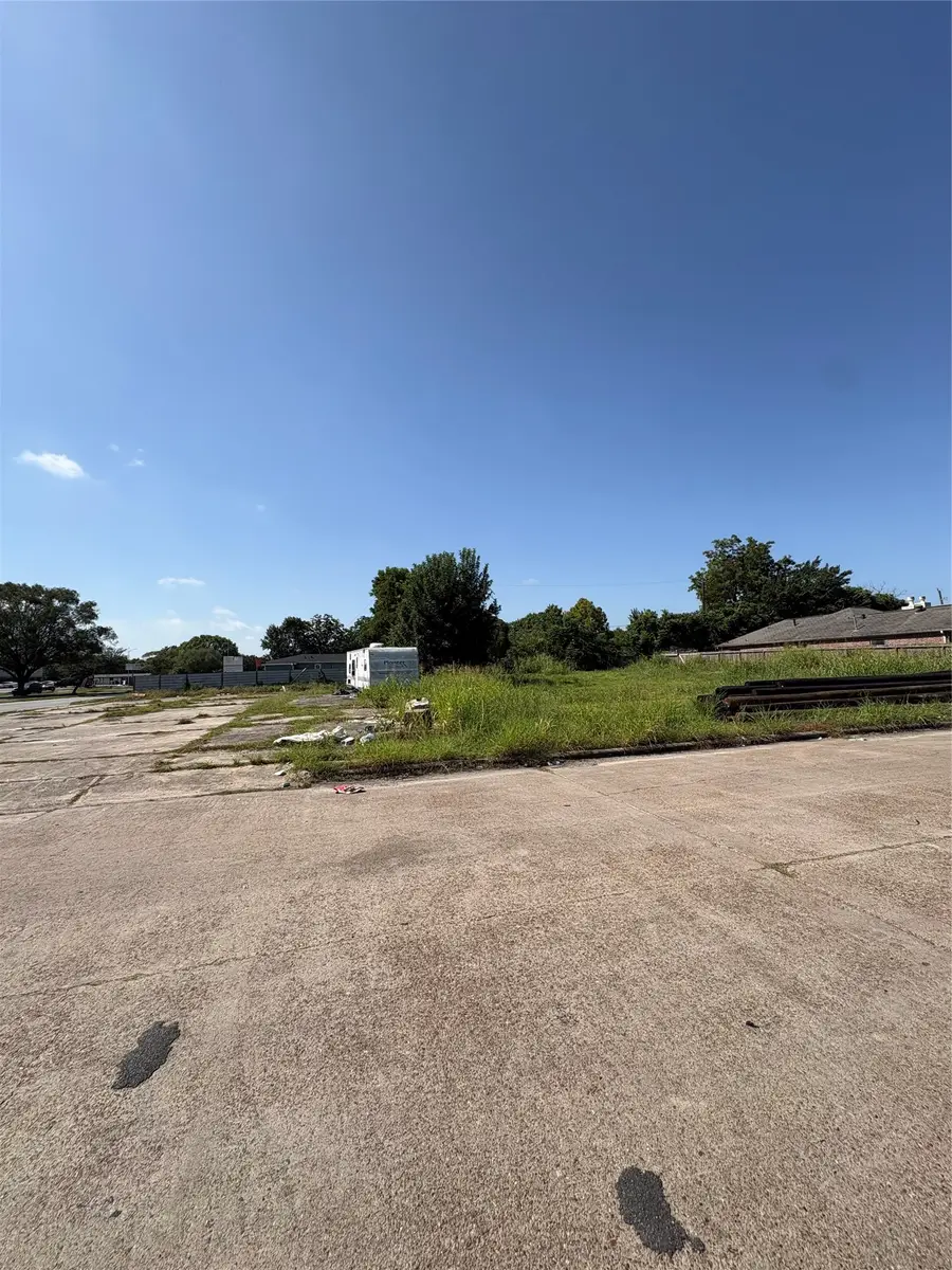 8626 Martin Luther King Boulevard, Houston, TX 77033 - #3