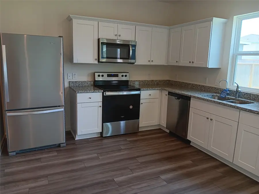 7837 Pink Dahlia Drive, Houston, TX 77016 - Image #2