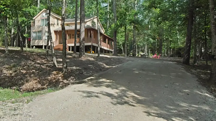 40 Dartmoor Court, Coldspring, TX 77331 - Image #2