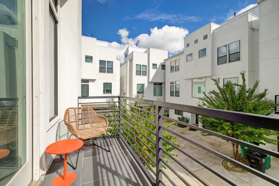 5622 Kiam Street #F, Houston, TX 77007 - Image #3