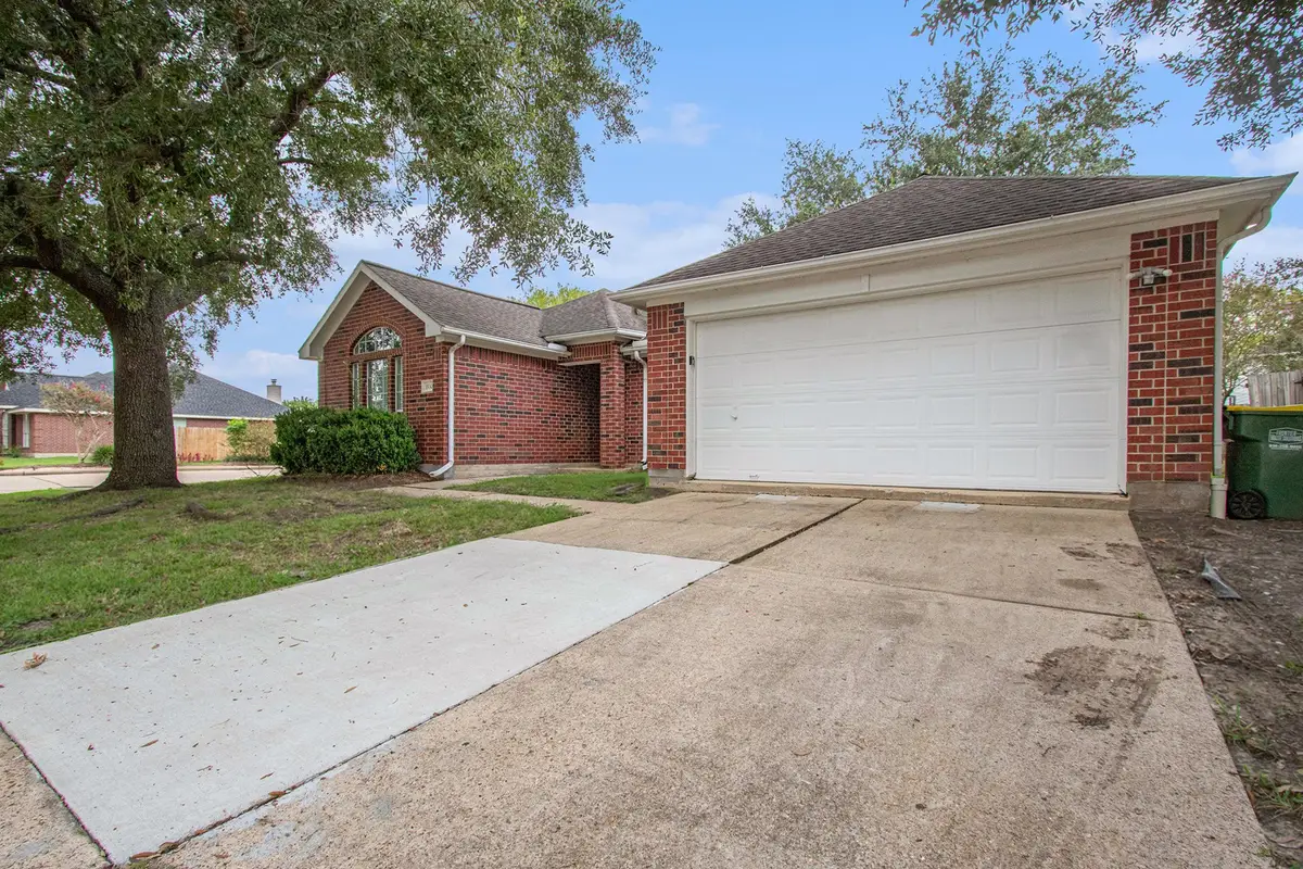 3530 Wellington Drive, Pearland, TX 77584 - Image #1