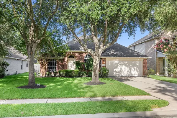 4902 Bonny Loch Lane, Houston, TX 77084
