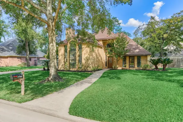 25706 Overlake Drive Drive, Spring, TX 77380
