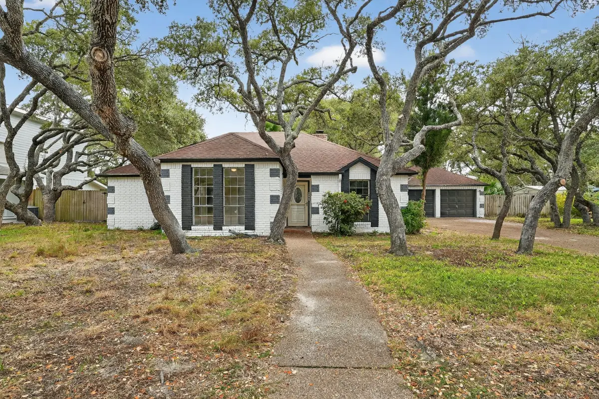 107 Cherry Hills, Rockport, TX 78382 - #1