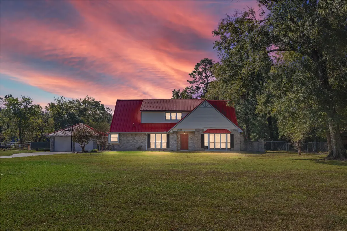 2920 Grace Lane, Highlands, TX 77562 - Image #1