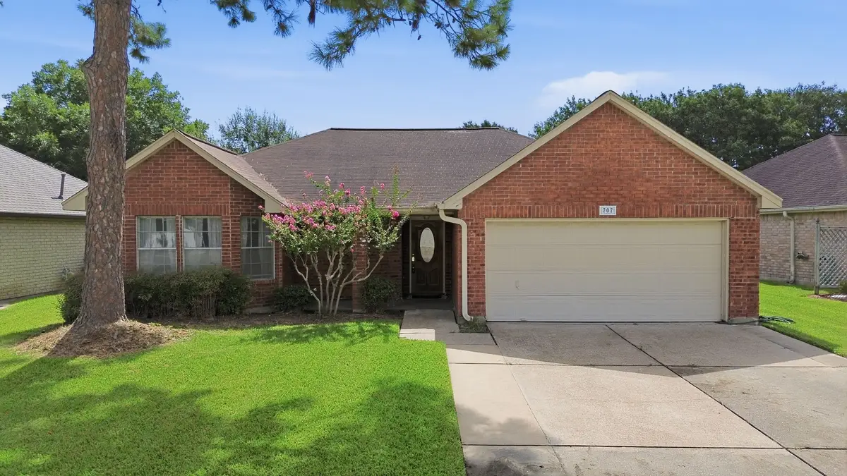 707 Laurel Grove Lane, Pearland, TX 77584 - #1