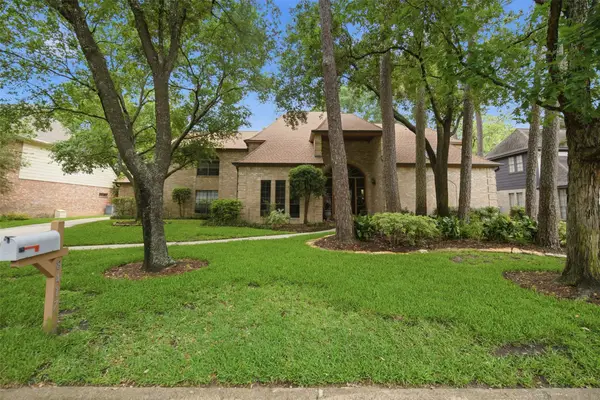8417 Crescent Wood Lane, Spring, TX 77379