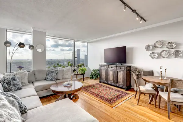 15 Greenway Plaza #17B, Houston, TX 77046