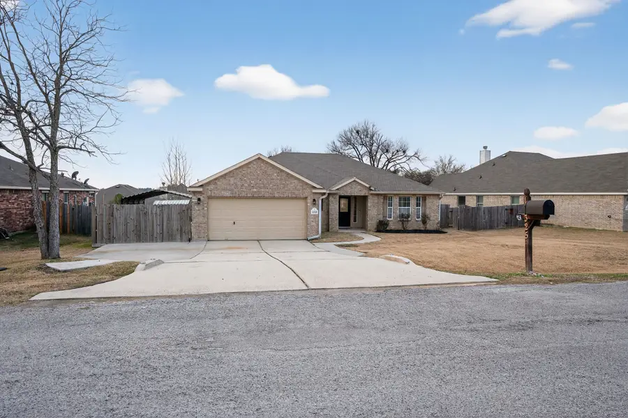 12325 Green Ridge Drive, Willis, TX 77318 - Image #3