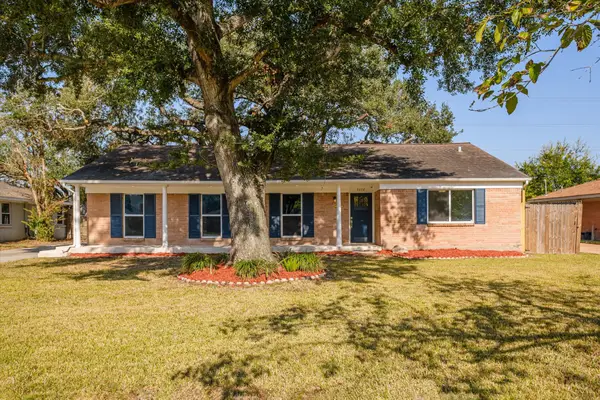 5258 Willowbend Boulevard, Houston, TX 77096