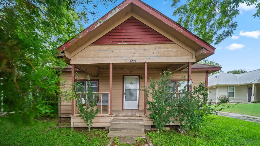1409 Lauraine Street, Brenham, TX 77833 - #2