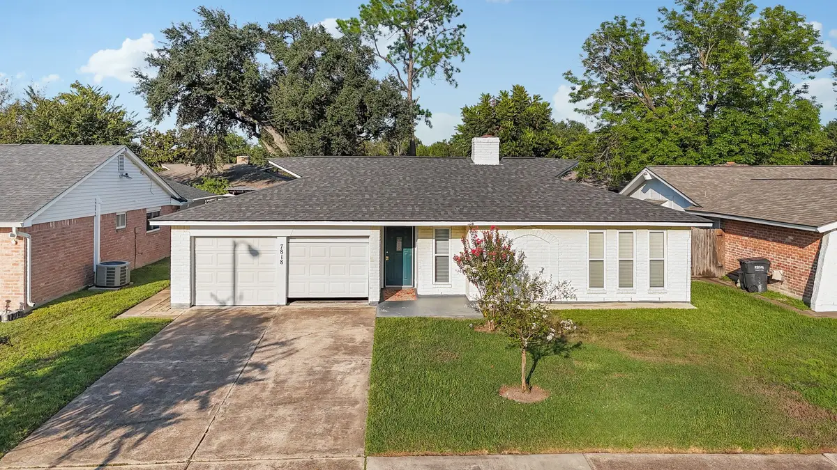 7818 Smokey Wood Lane, Houston, TX 77086 - Image #1