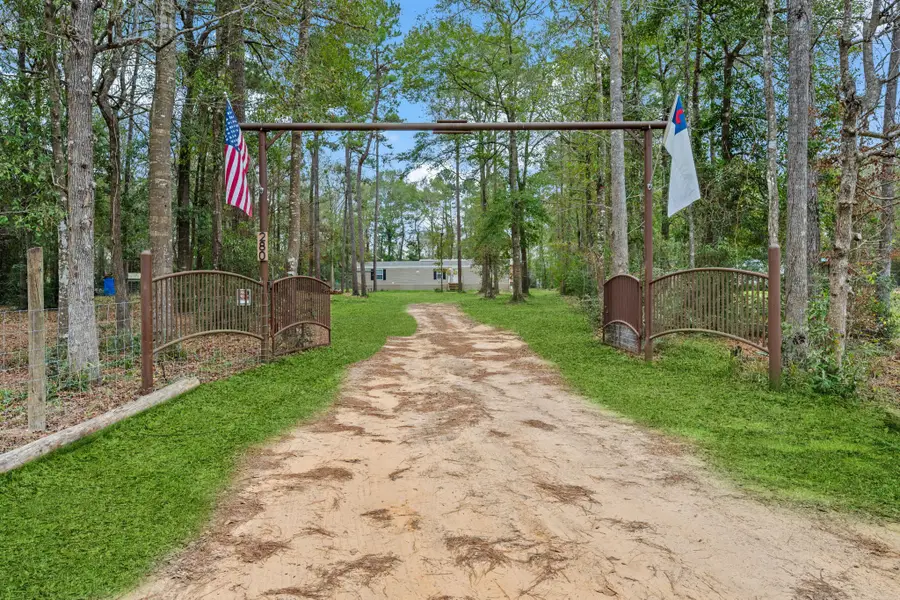 280 Martin Creek Drive, Cleveland, TX 77328 - Image #2