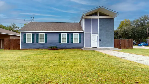 629 18th Avenue N, Texas City, TX 77590