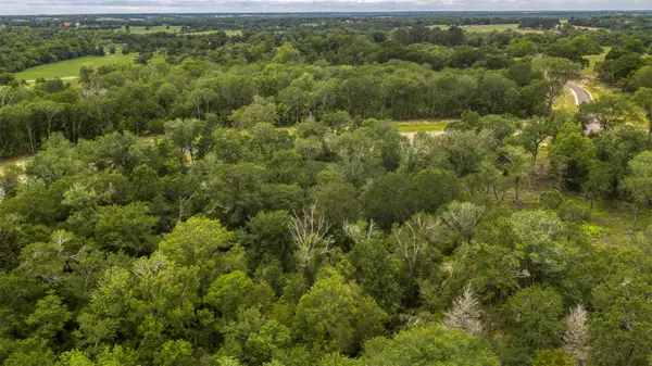 2-23 Millwood Trail, Brenham, TX 77833