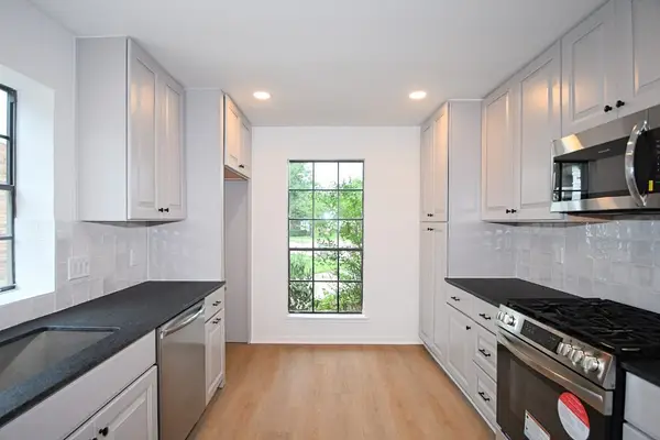 15411 Robin Grove Court, Cypress, TX 77433