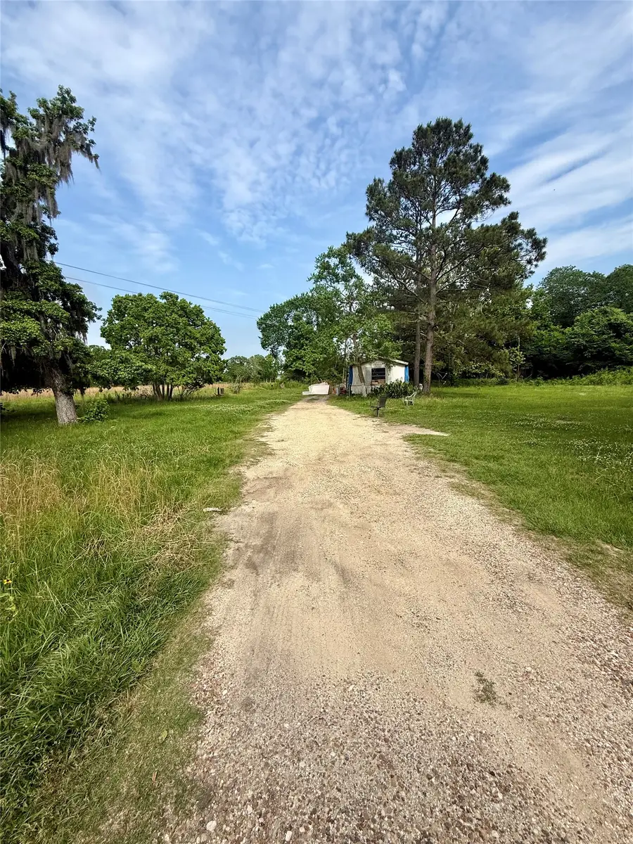 33 N County Road 2066, Liberty, TX 77575 - #3