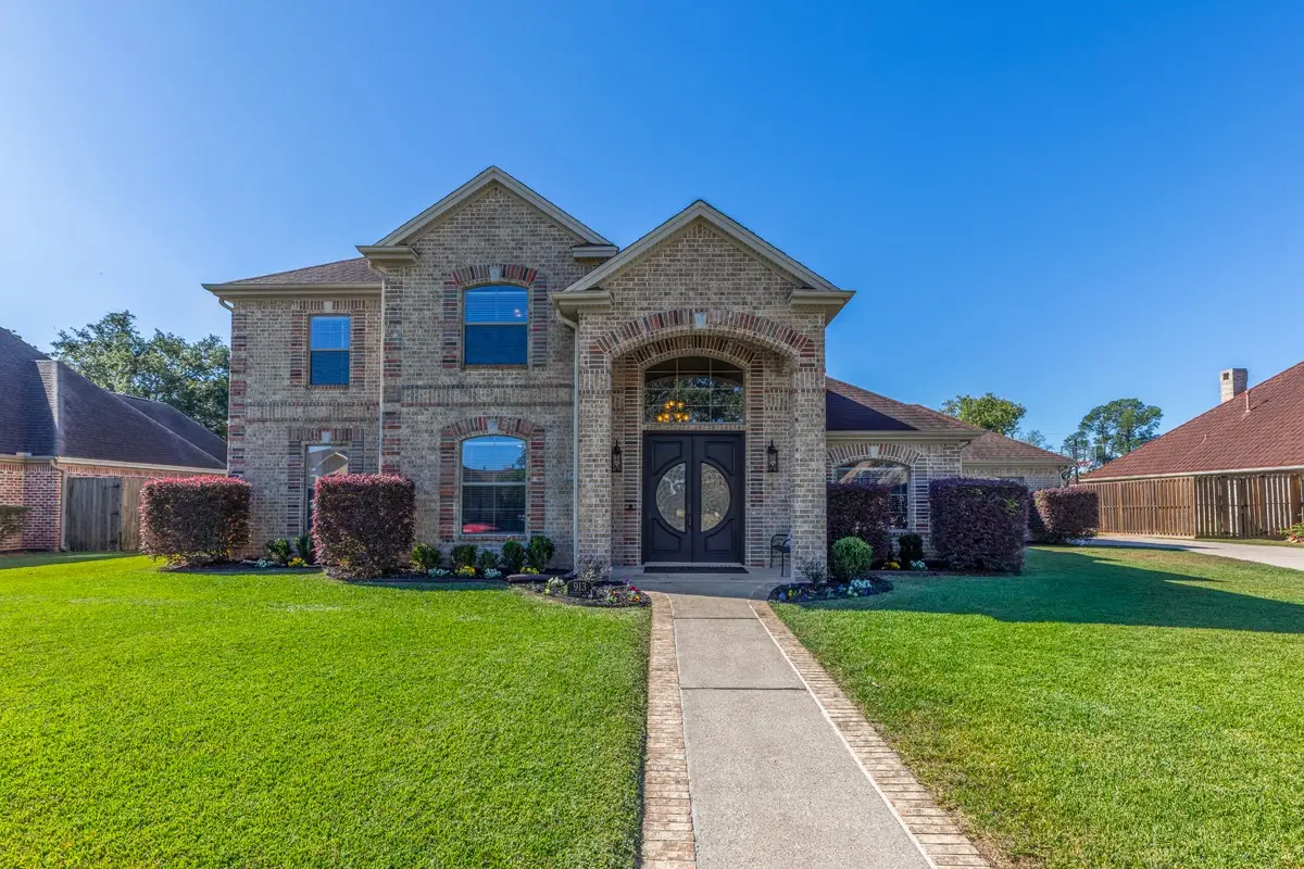 913 Doornbos Lane, Nederland, TX 77627 - Image #1