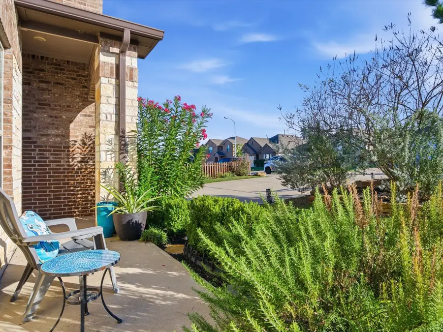 12420 Southern Trail Court, Magnolia, TX 77354 - Image #2