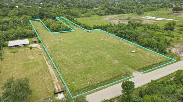 20018 South Post Oak Boulevard, Fresno, TX 77545