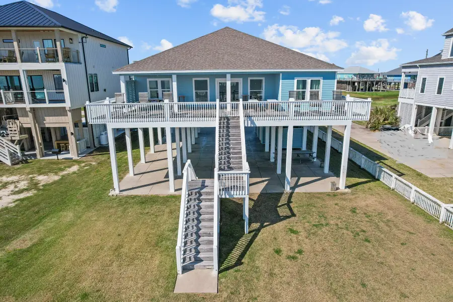 3026 Copacabana Drive, Crystal Beach, TX 77650 - #3