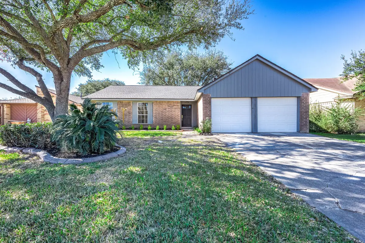 2118 Pepperglen Court, Missouri City, TX 77489 - Image #1