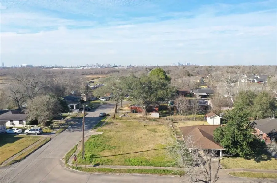 3003 Sunnydale Drive, Houston, TX 77051 - #3