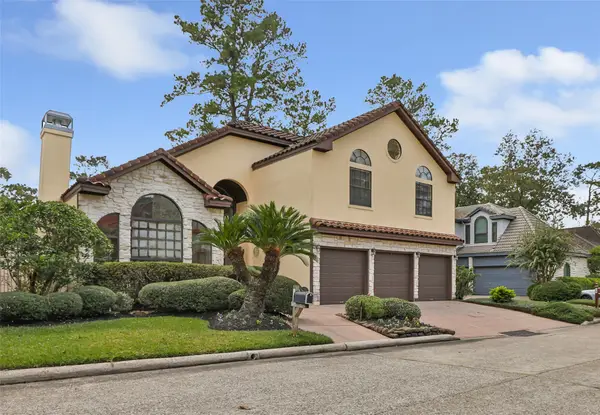 16 Kingwood Villas Court, Kingwood, TX 77339