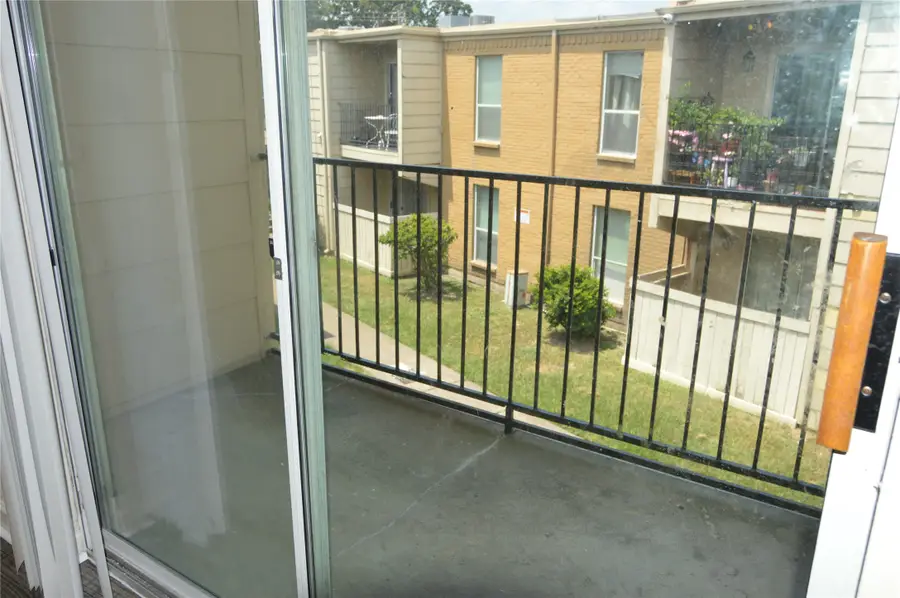 8100 Creekbend Drive #174, Houston, TX 77071 - #2