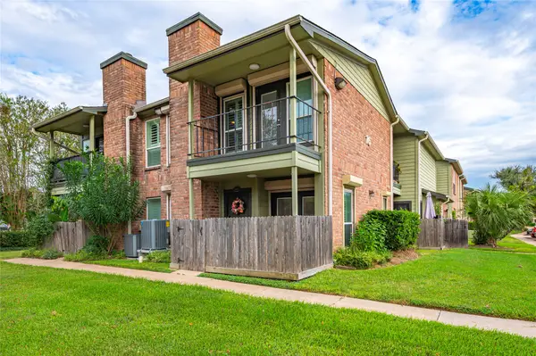 18800 Egret Bay Boulevard #1611, Webster, TX 77058