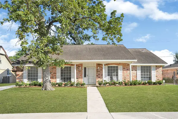 1611 Droxford Drive, Houston, TX 77008