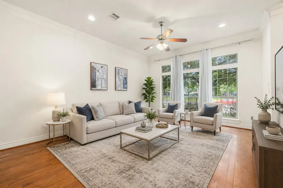 9036 Lakes At 610 Drive, Houston, TX 77054 - #2