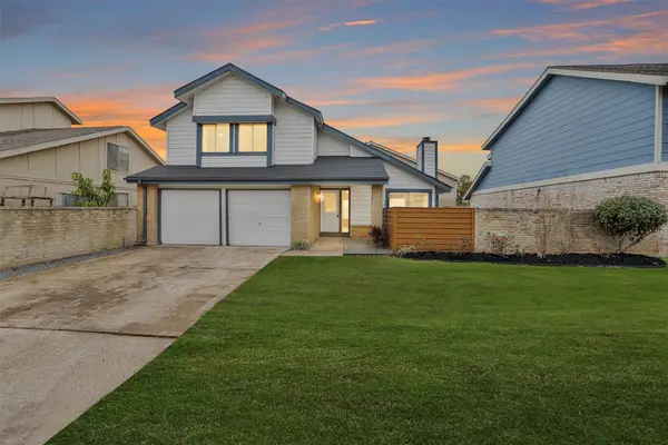 10610 Chapel Hill Drive, Houston, TX 77099