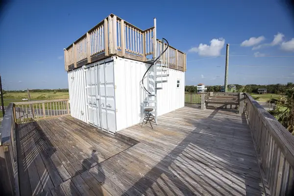 4016 Las Palmas Street, Galveston, TX 77554