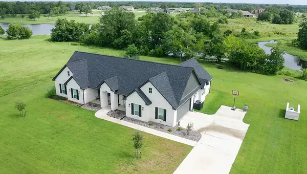 10104 Crown Point, Iola, TX 77861