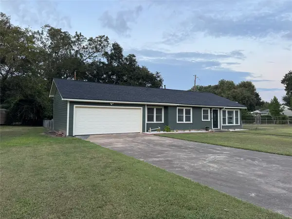 515 Mockingbird Lane, Wharton, TX 77488