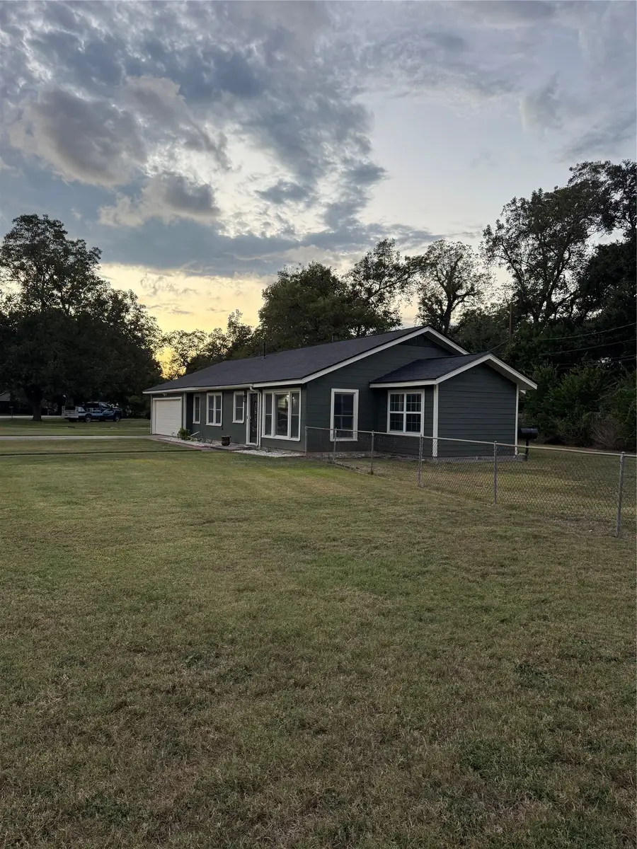 515 Mockingbird Lane, Wharton, TX 77488 - #2