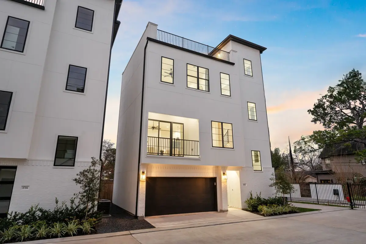 8706 Ojeman Villas Drive, Houston, TX 77055 - Image #1