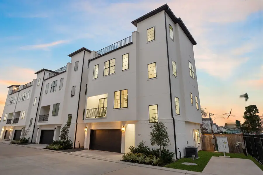 8706 Ojeman Villas Drive, Houston, TX 77055 - Image #3