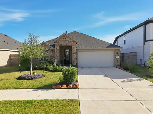 31535 Beacon Cove Trail, Fulshear, TX 77441