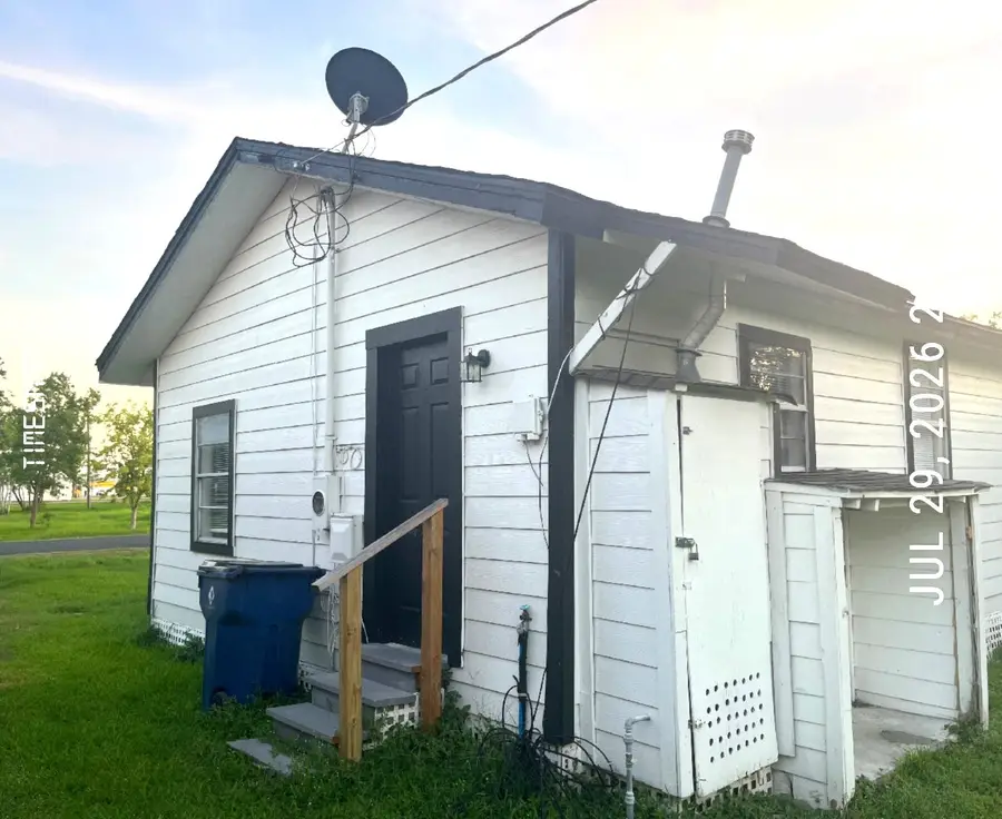 3330 1st Avenue S, Texas City, TX 77590 - #2
