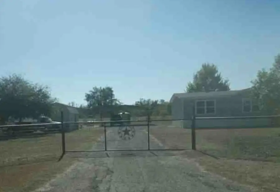 96 River Valley, Rio Frio, TX 78879 - #2