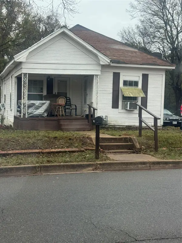 1408 University Avenue, Marshall, TX 75670