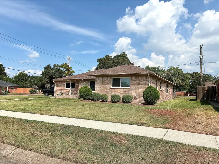 2113 Helen Street, Pasadena, TX 77502 - #2