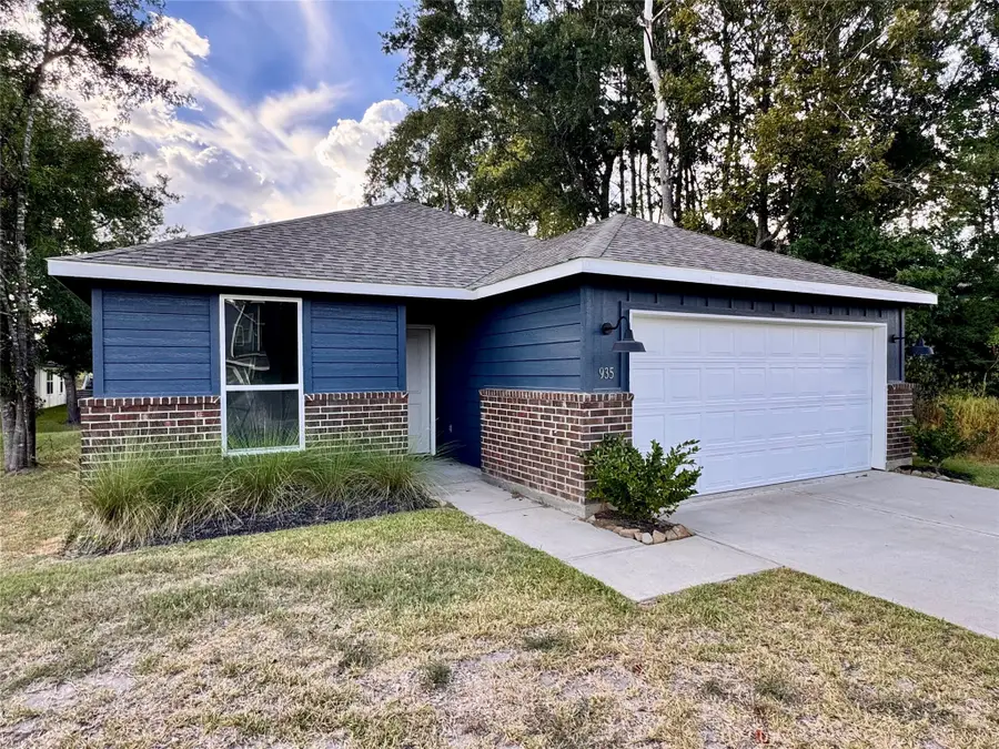 935 County Road 5203, Cleveland, TX 77327 - Image #2