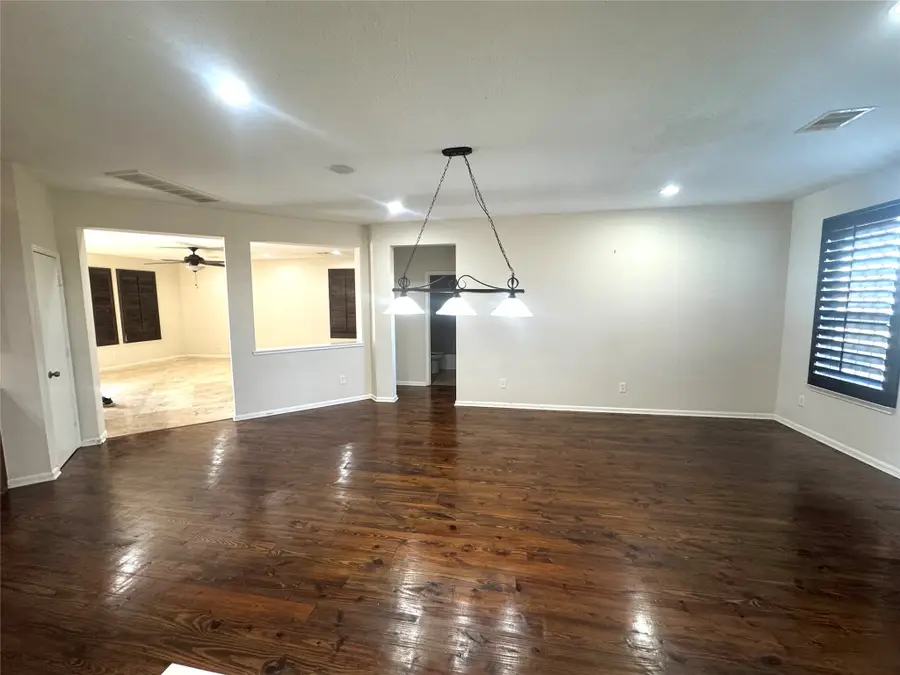 15407 Liberty Prairie Court, Houston, TX 77049 - Image #2