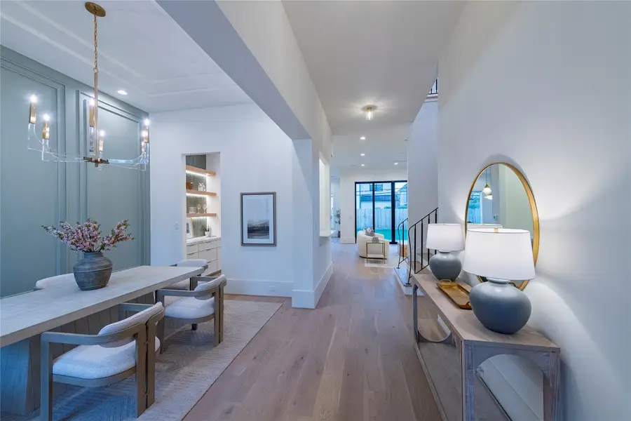 1407 Martin Street, Houston, TX 77018 - Image #2